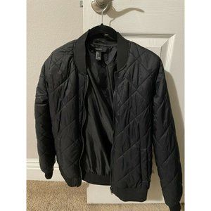 Forever 21 Black Lightly Padded Quilted Jacket Size S for Women (Worn Once!)